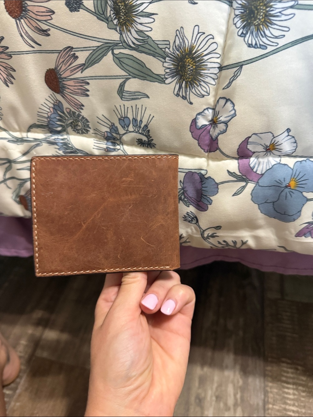 Fossil Brown Leather Bifold Wallet with Embossed Fossil Supply Logo - Picture 3 of 4